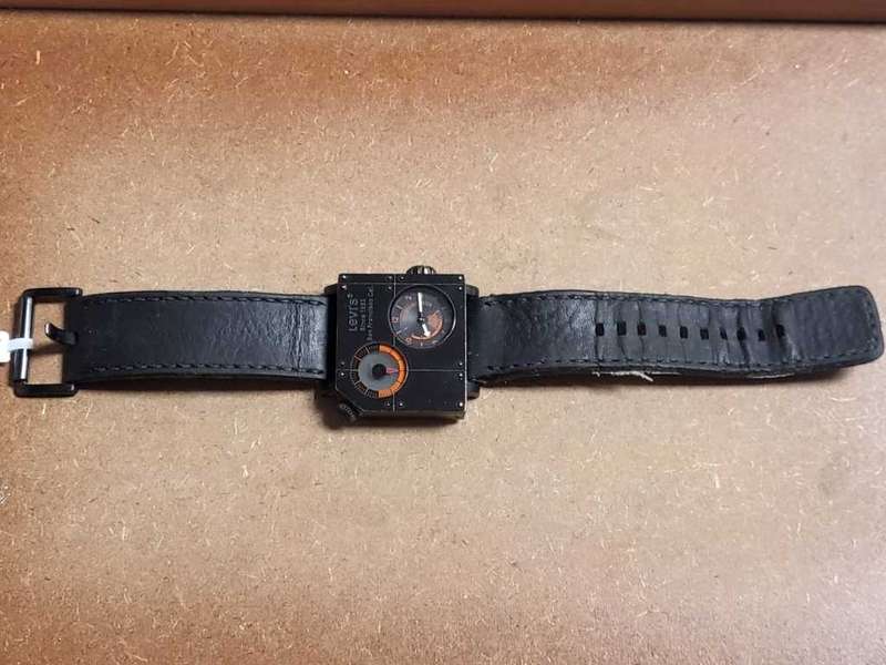 Discount!!! Levi`s San Francisco Cal. Watch