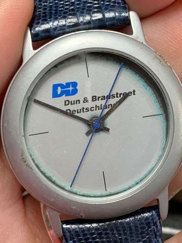 *R1 Auction* Dun & Bradstreet Watch