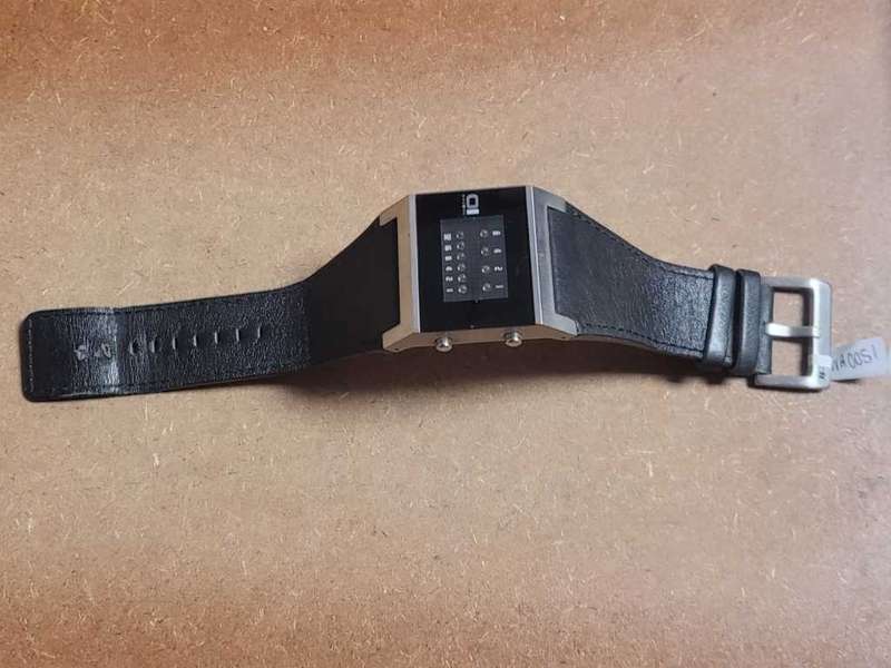 1HEONE Kerala Trance Watch