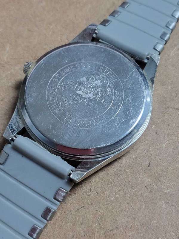 Switch Quartz Watch