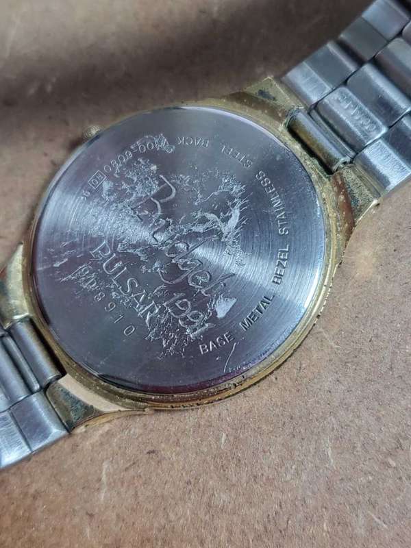 *R1 Auction* Pulsar Quartz Watch