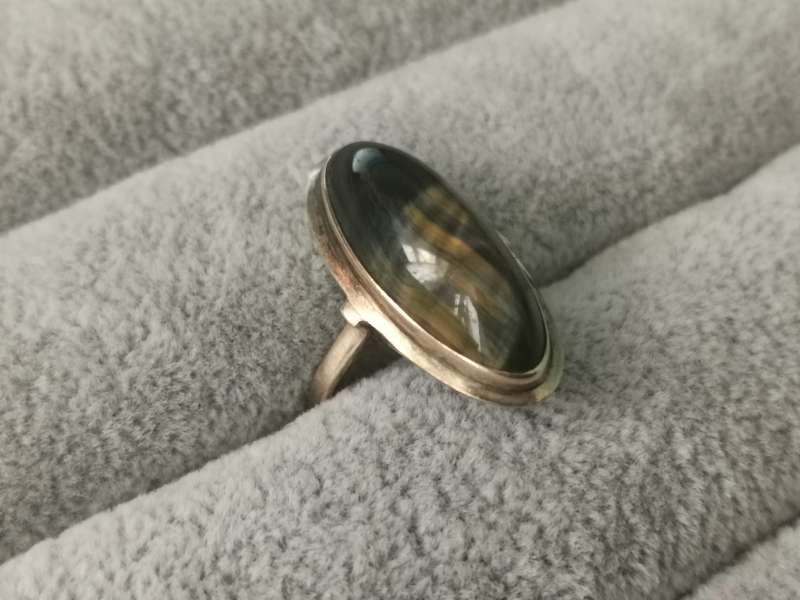 9ct Gold Tiger-Eye Ring