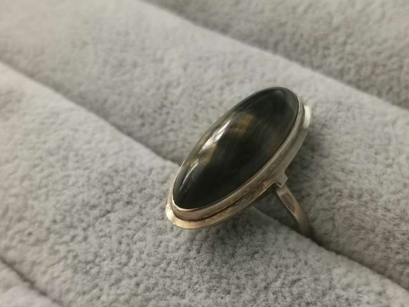 9ct Gold Tiger-Eye Ring