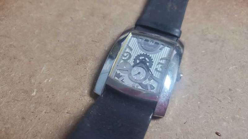 Guess Watch