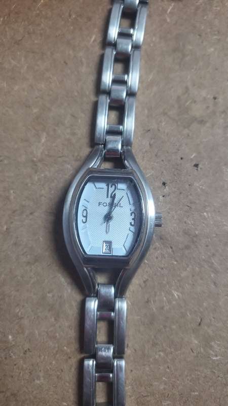 *R1 Auction* Fossil Watch
