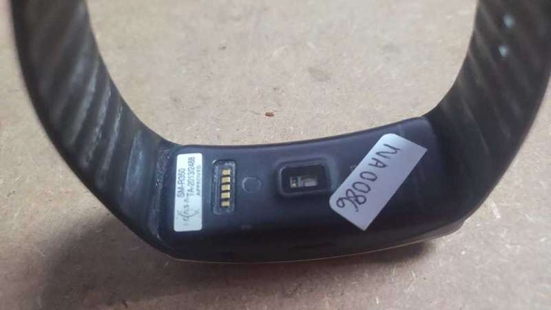 GearFit Smart Watch