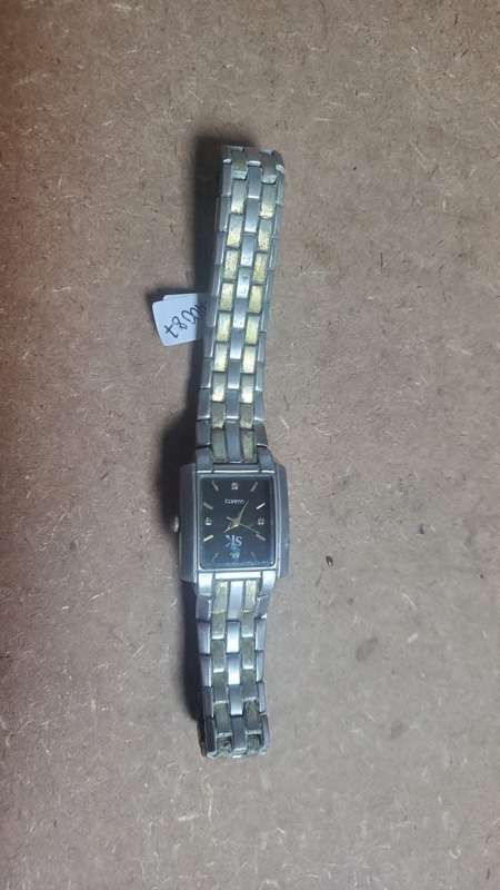 SK Quartz Watch
