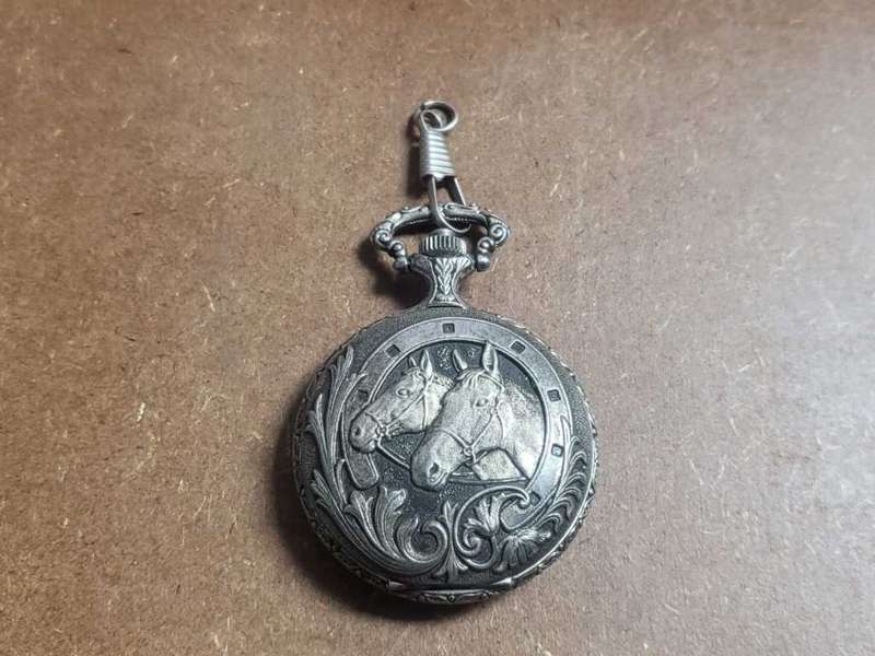 Anker 100 17 Rubis Pocket Watch