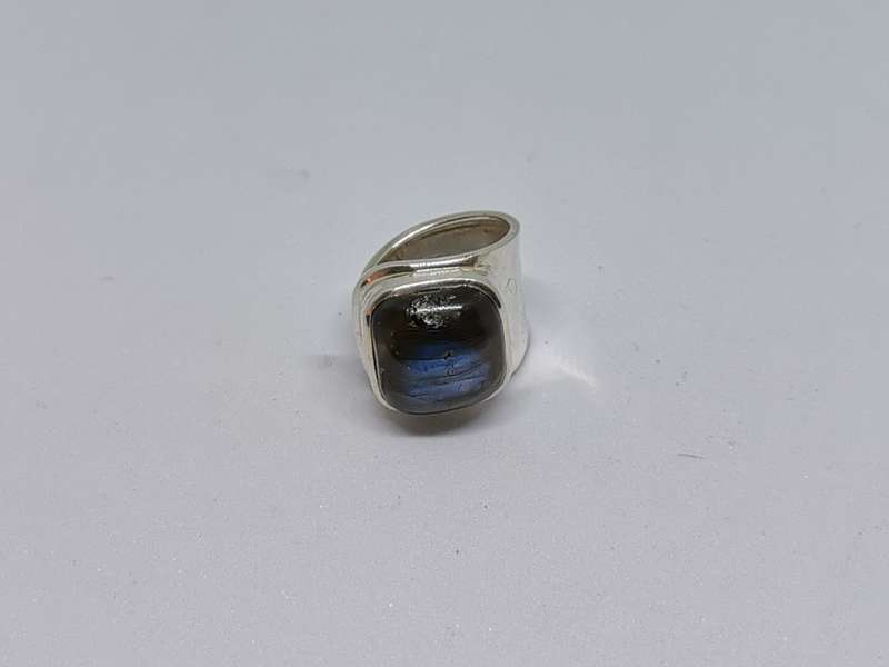 Silver Labradorite Ring