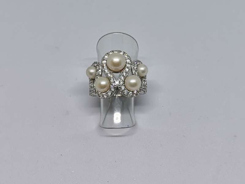 Silver Pearl Ring
