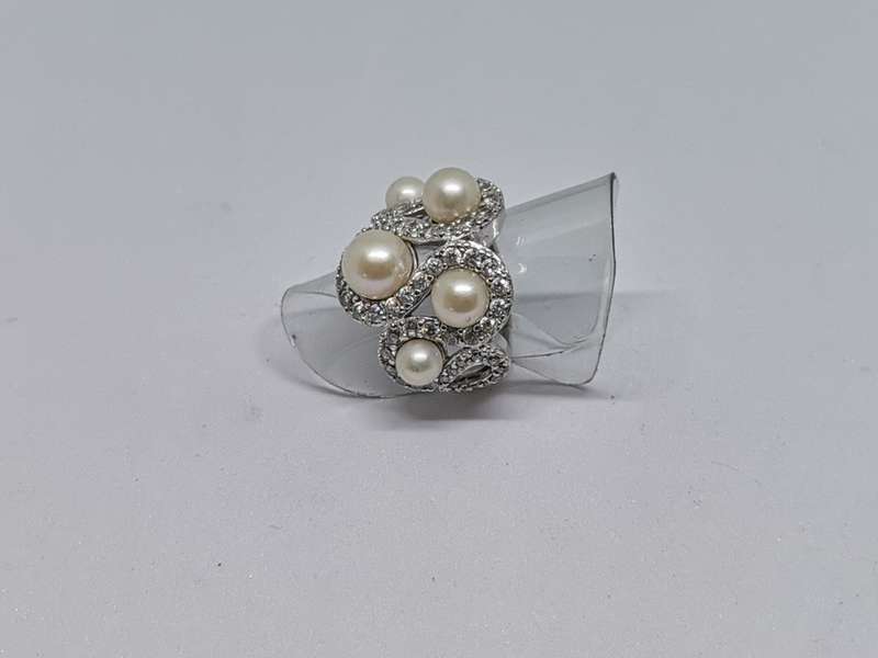 Silver Pearl Ring