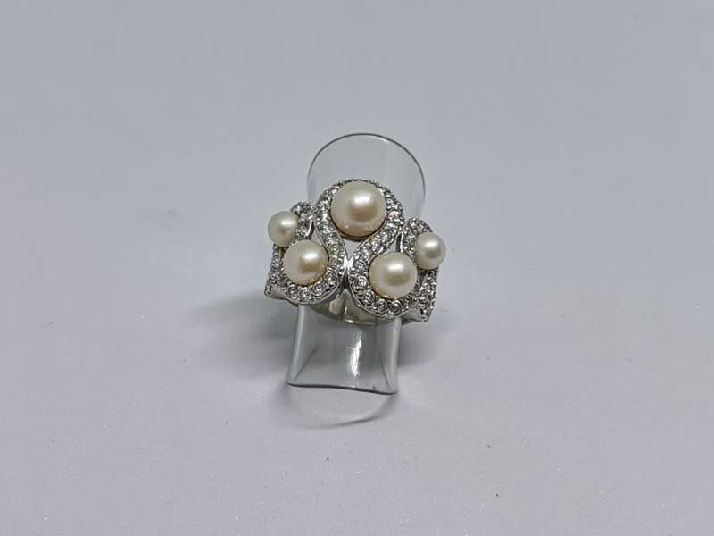 Silver Pearl Ring