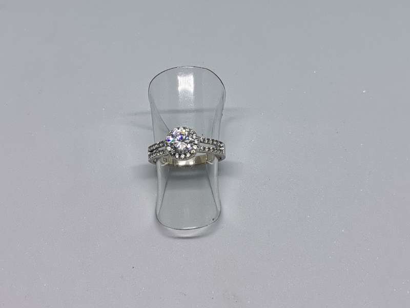 Sparkling Silver Ring