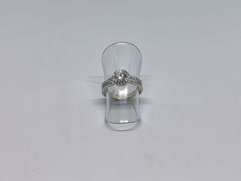 Sparkling Silver Ring