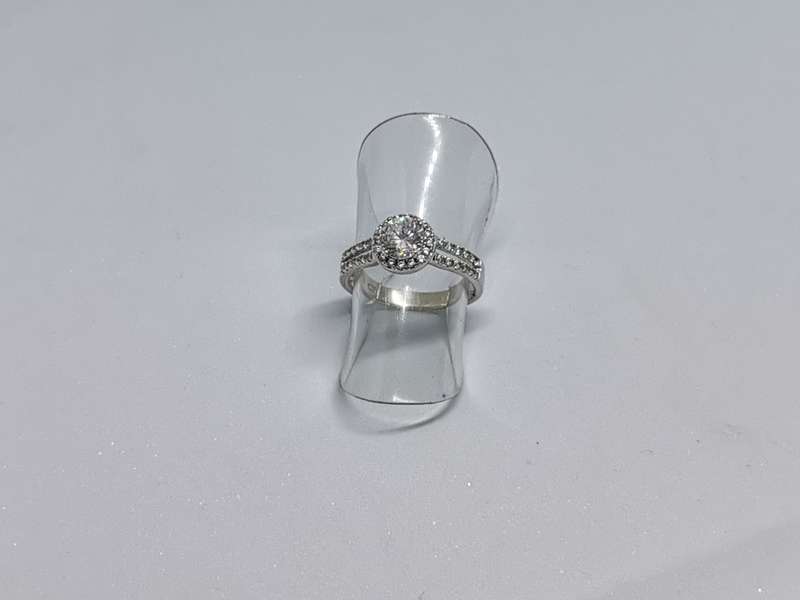 Sparkling Silver Ring