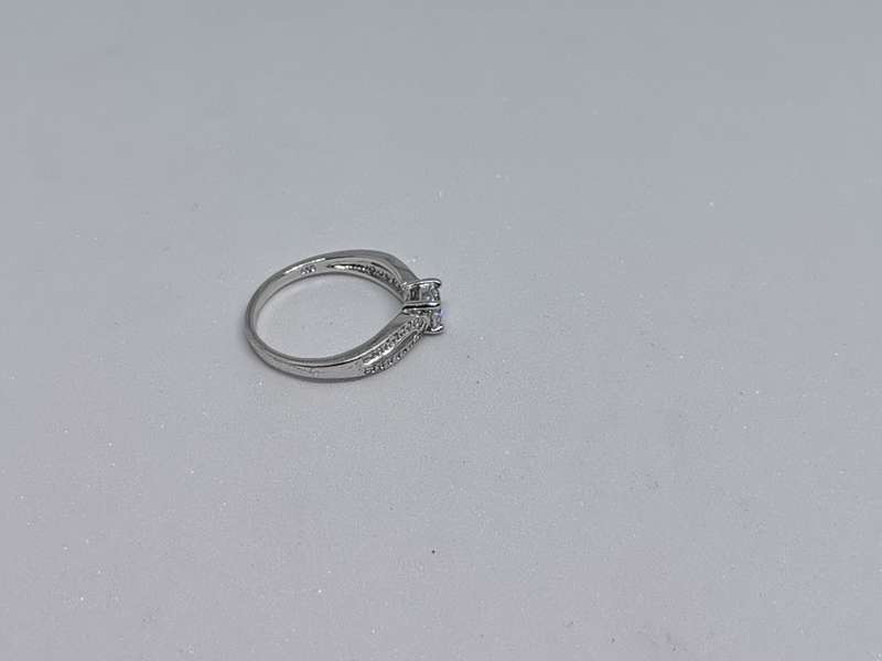 Dazzling Silver Ring