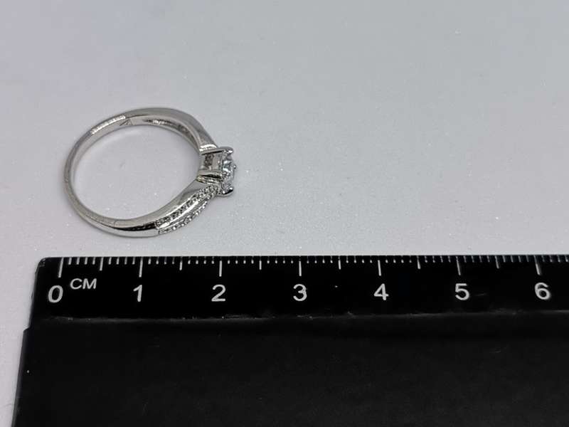 Dazzling Silver Ring
