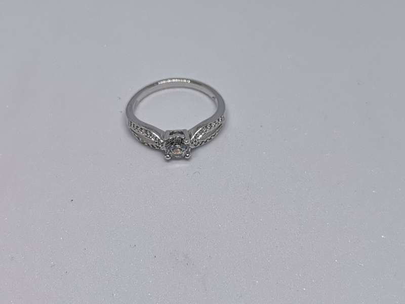 Dazzling Silver Ring