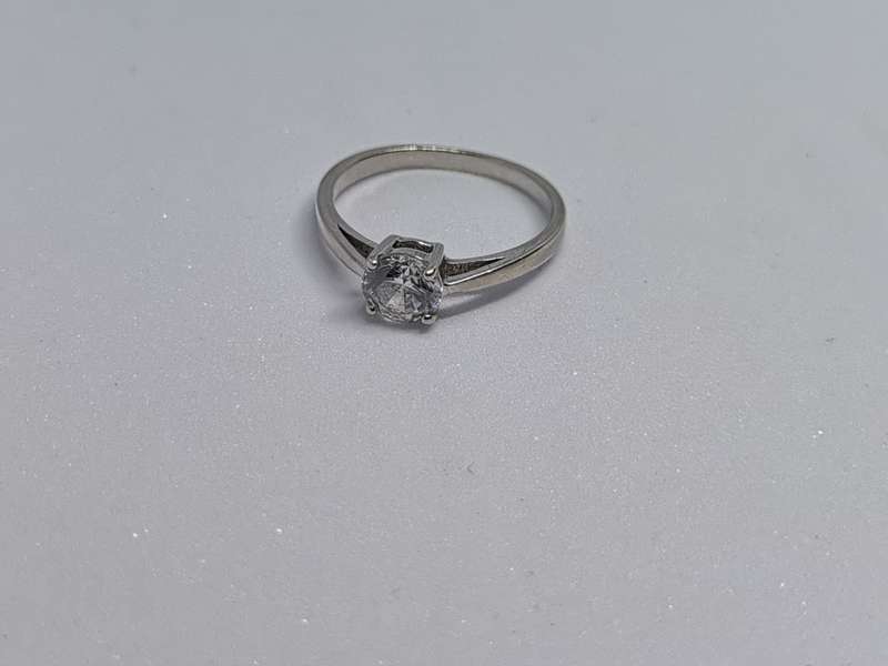 Silver Solitaire Ring