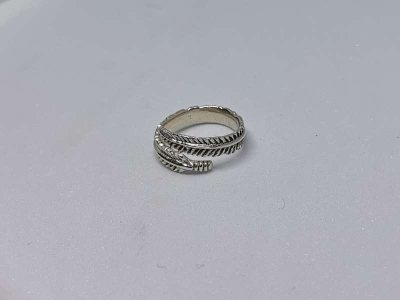 Silver Feather Ring