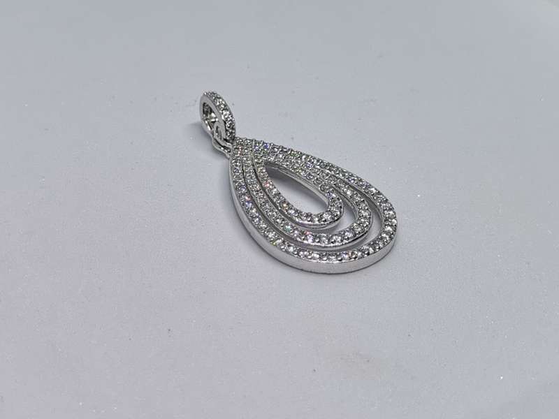 Silver Teardrop Pendant