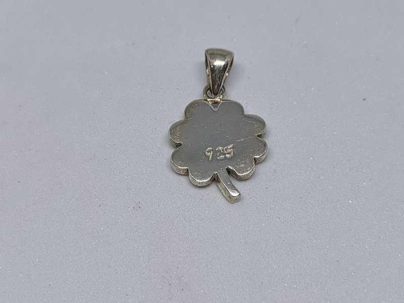 Silver Lucky Clover Pendant