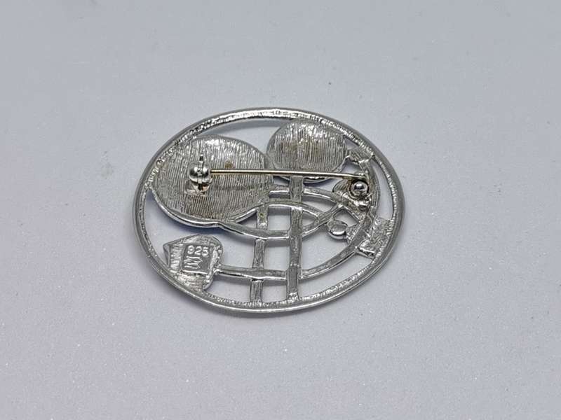 Gorgeous Silver Brooch