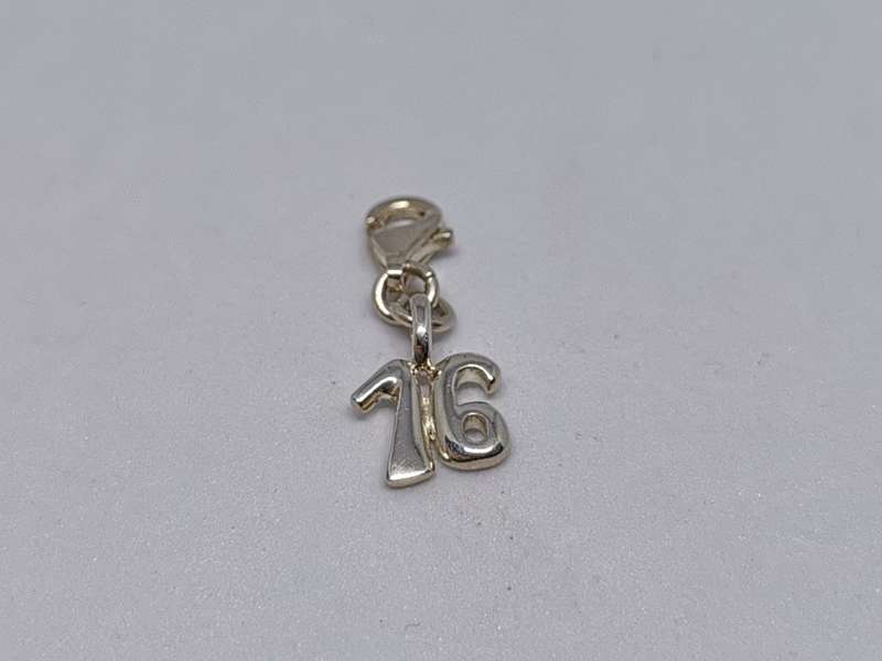 *R1 Auction* Silver Sweet Sixteen Charm