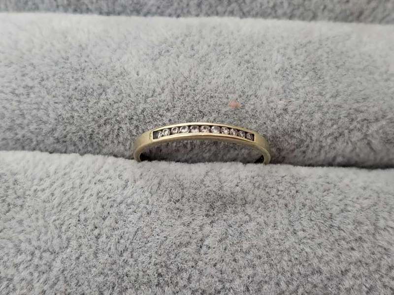 9ct Gold Half-Eternity Ring