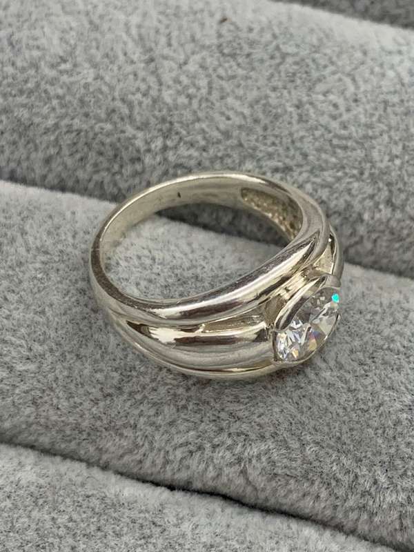 Silver Solitaire Ring