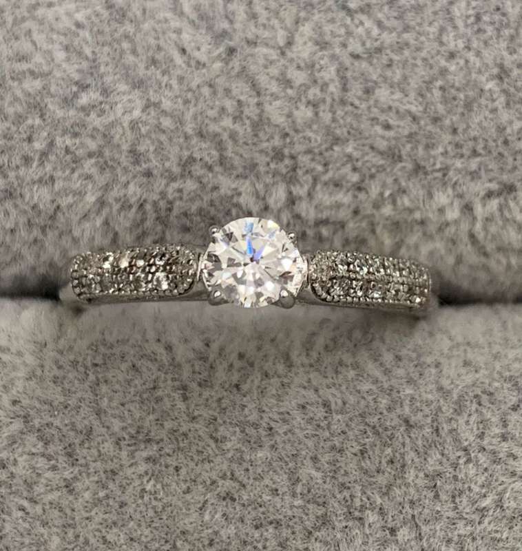 Dazzling Silver Ring