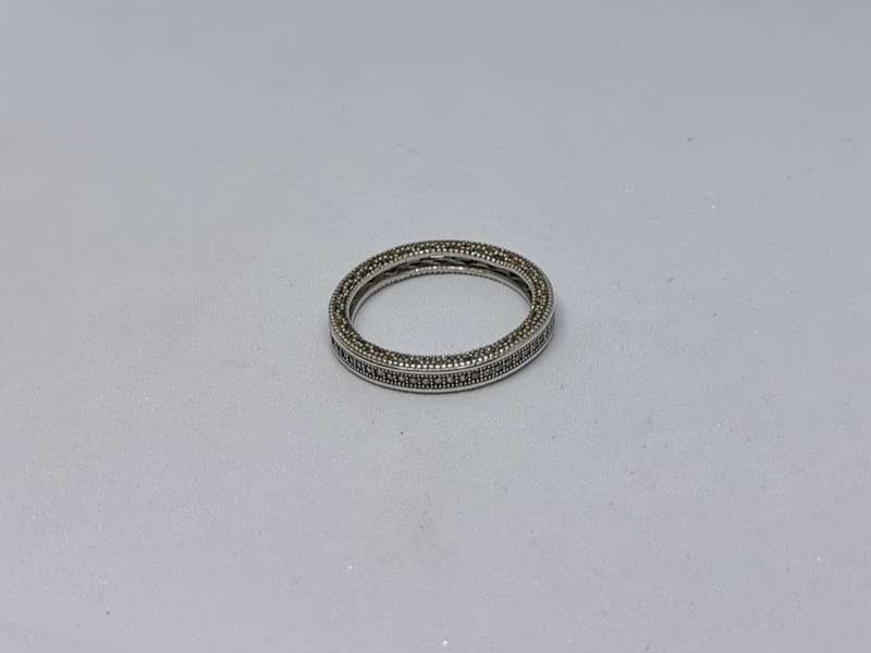 Detailed Silver Ring