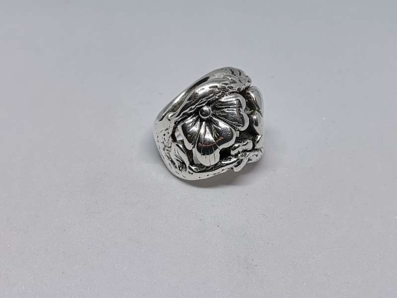 Bulky Silver Flower Ring