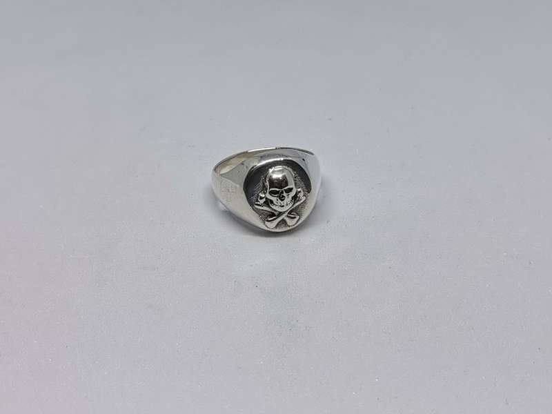 Silver Skull Ring