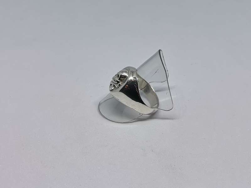 Silver Skull Ring