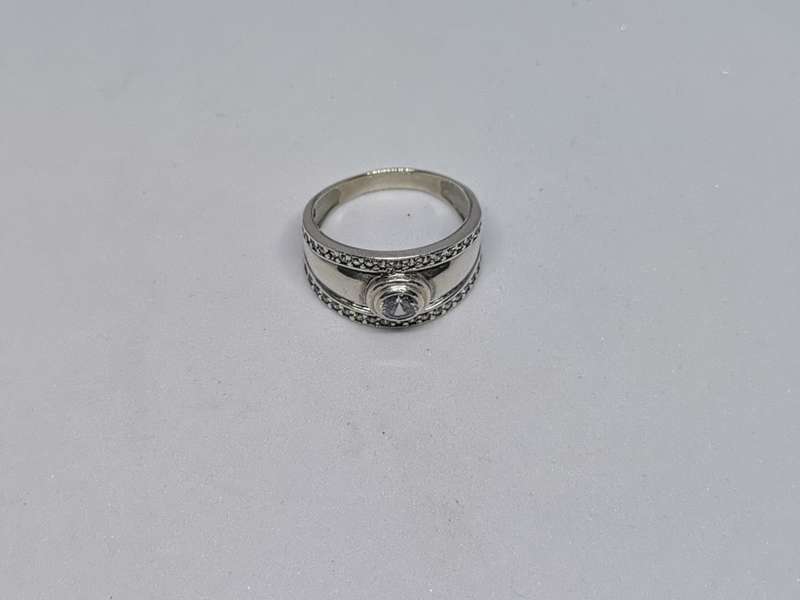 Stunning Silver Dress Ring