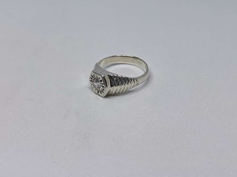 Unique Design Silver Ring