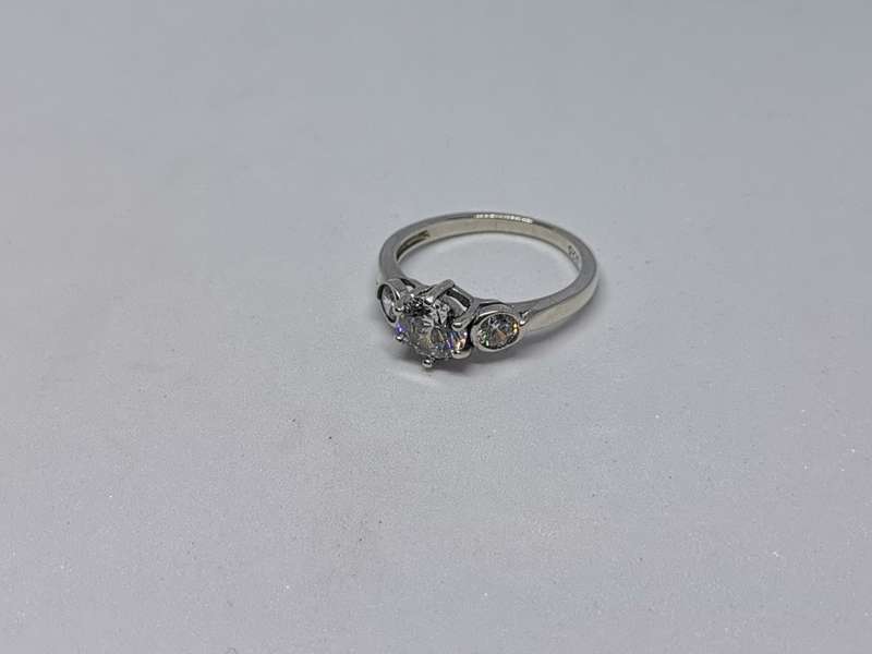 Pretty Silver Trilogy Ring