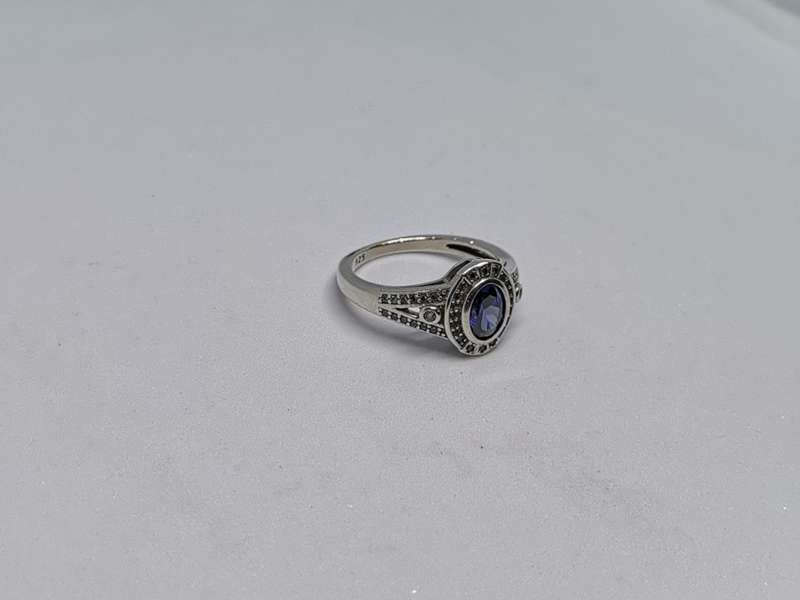 Gorgeous Silver Sapphire Ring