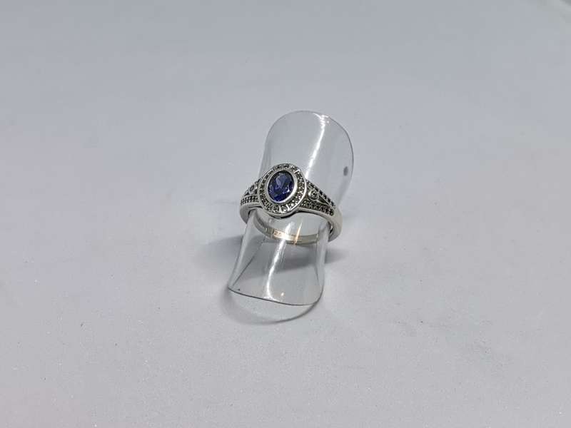 Gorgeous Silver Sapphire Ring