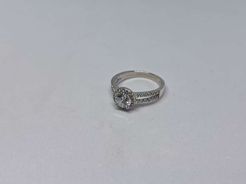 Dazzling Silver Ring