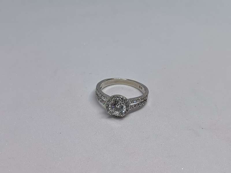 Dazzling Silver Ring