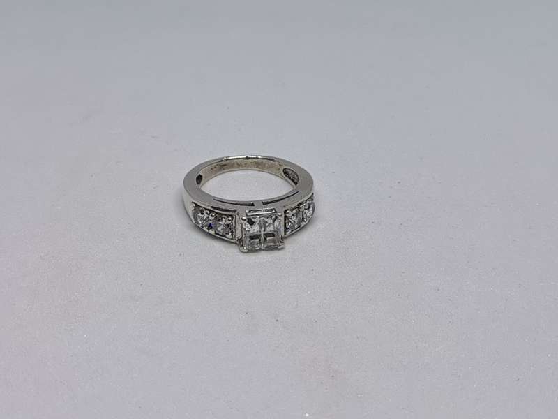 Gorgeous Silver Ring