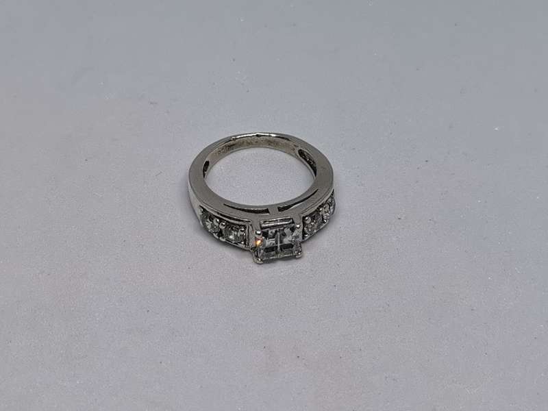 Gorgeous Silver Ring