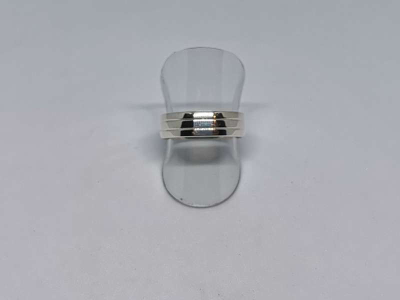 Silver Comfort Fit Ring