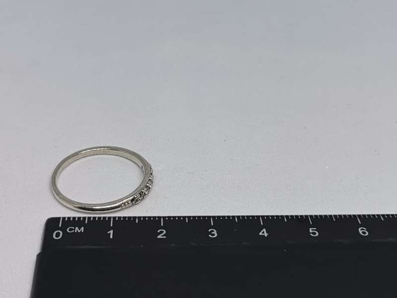 *R1 Auction* Silver Half Eternity Ring