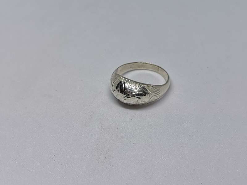 *R1 Auction* Detailed Silver Dome Ring