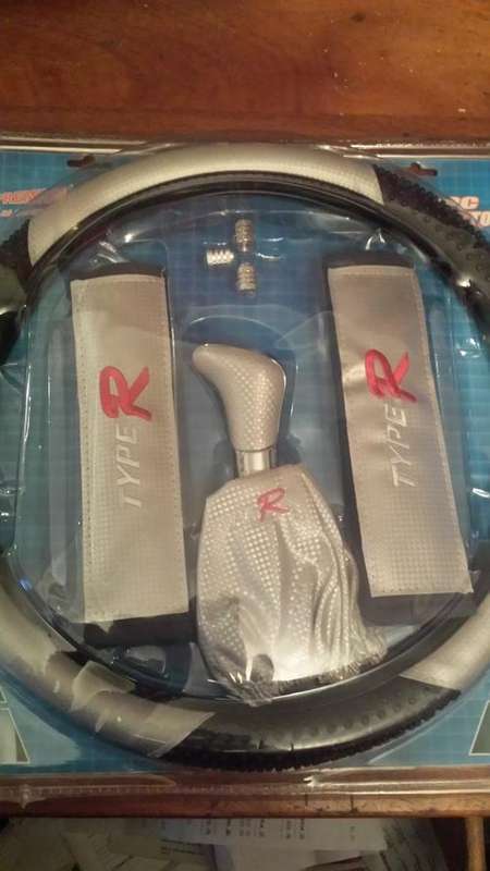 Car racing kit