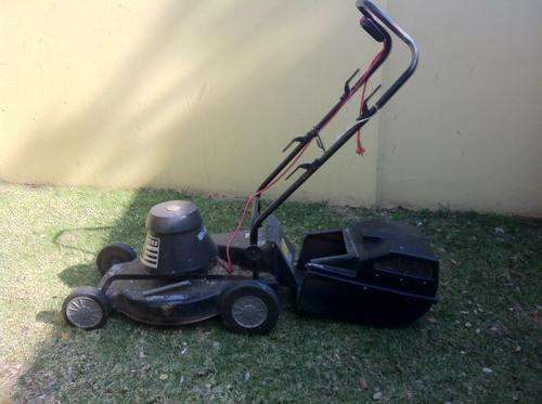 Souther Cross Electric Lawnmower