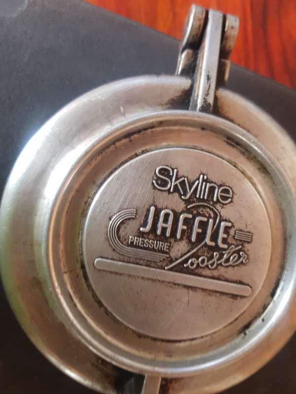 VINTAGE JAFFLE TOASTER